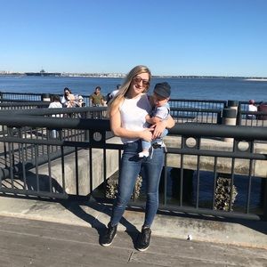 Meet your Posher, Danielle